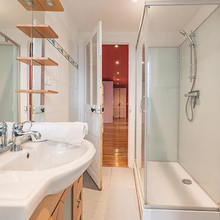 Centre - Parking - Cathedrale Apartament *